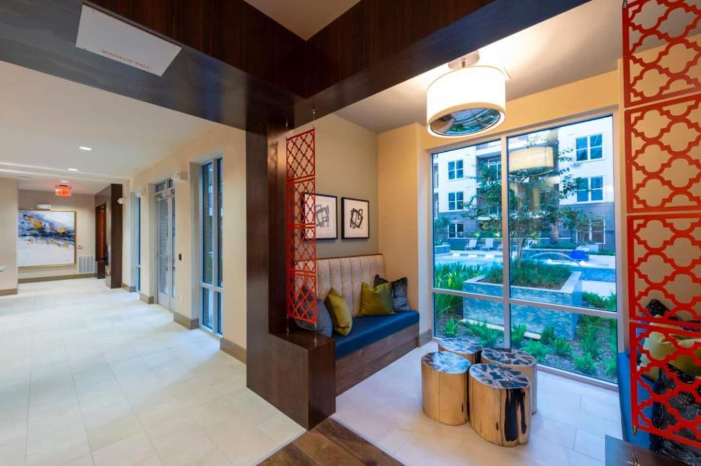 Downtown Apt Free Parking - Pool - Gym - Fully Kitchen Houston Exterior photo
