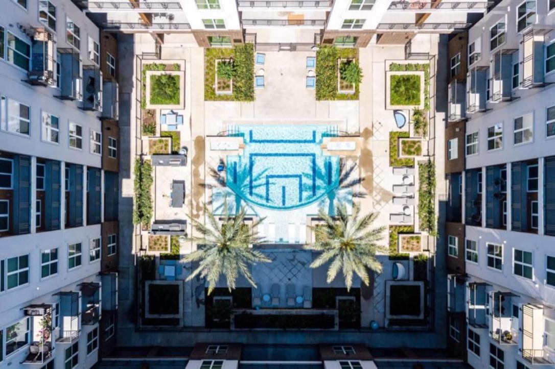 Downtown Apt Free Parking - Pool - Gym - Fully Kitchen Houston Exterior photo